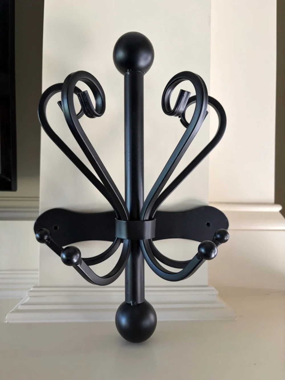 Matte Black Metal Wall Hanger w/Decorative Scrolls for Umbrella/Purses/Jackets